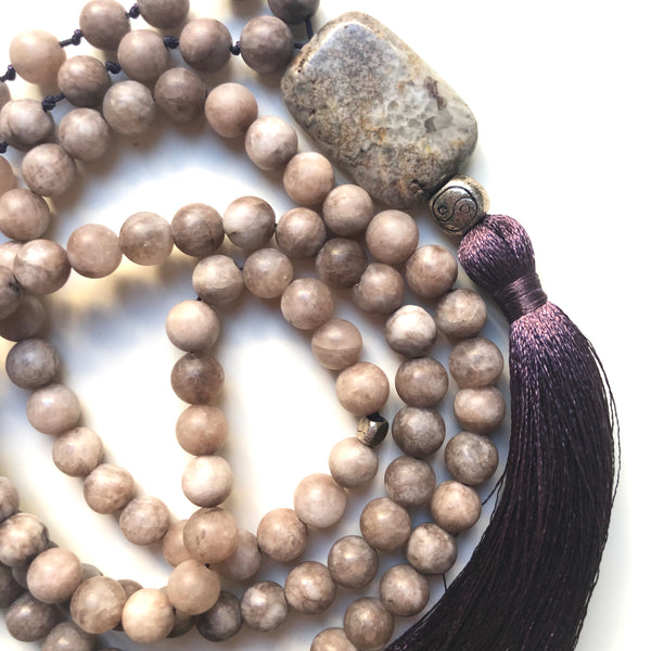 Smoky Jade Mala Beads, Yin&Yang Charm, Yoga Schmuck, 108 beads, Mala Necklace, Meditation